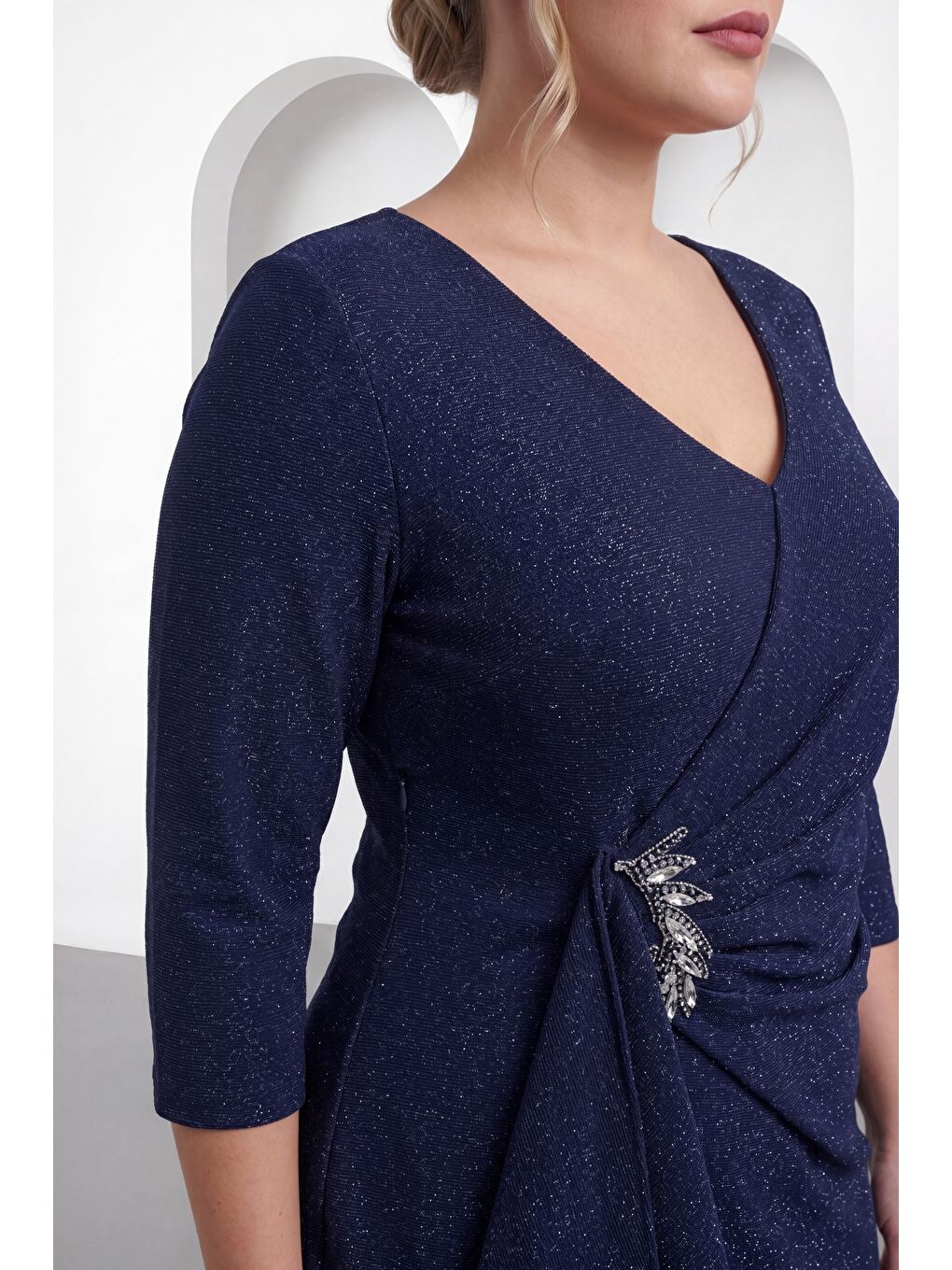 Kadın Lacivert V Yaka Simli Midi Büyük Beden Abiye Elbise-2