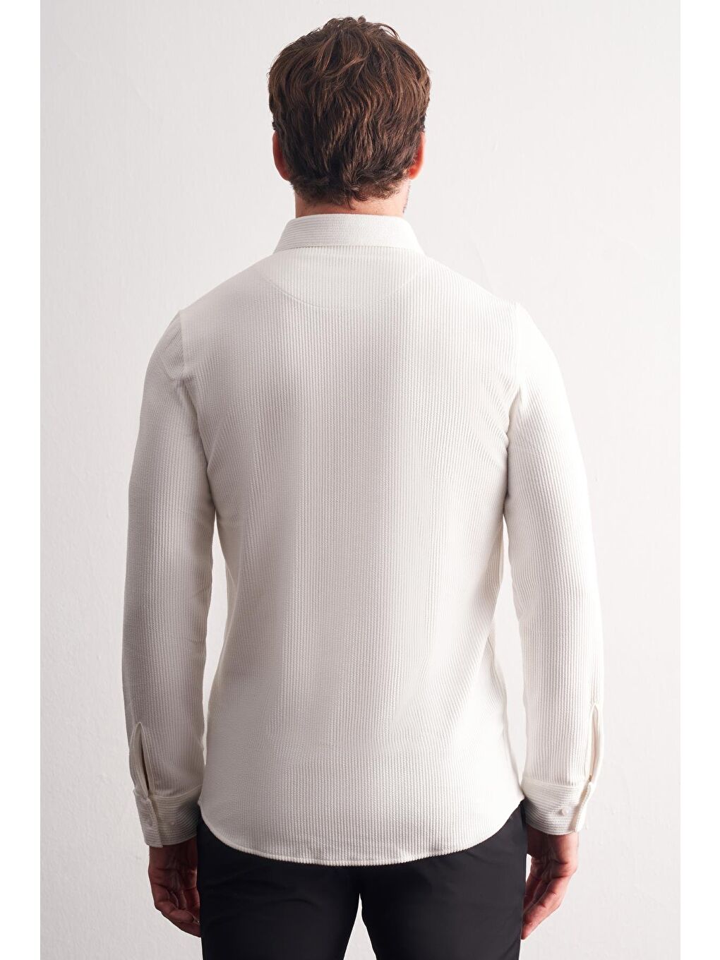 Beyaz Smart Düğmeli Yaka Uzun Kol Cepsiz Slim Fit Casual Gömlek 1004255169-4