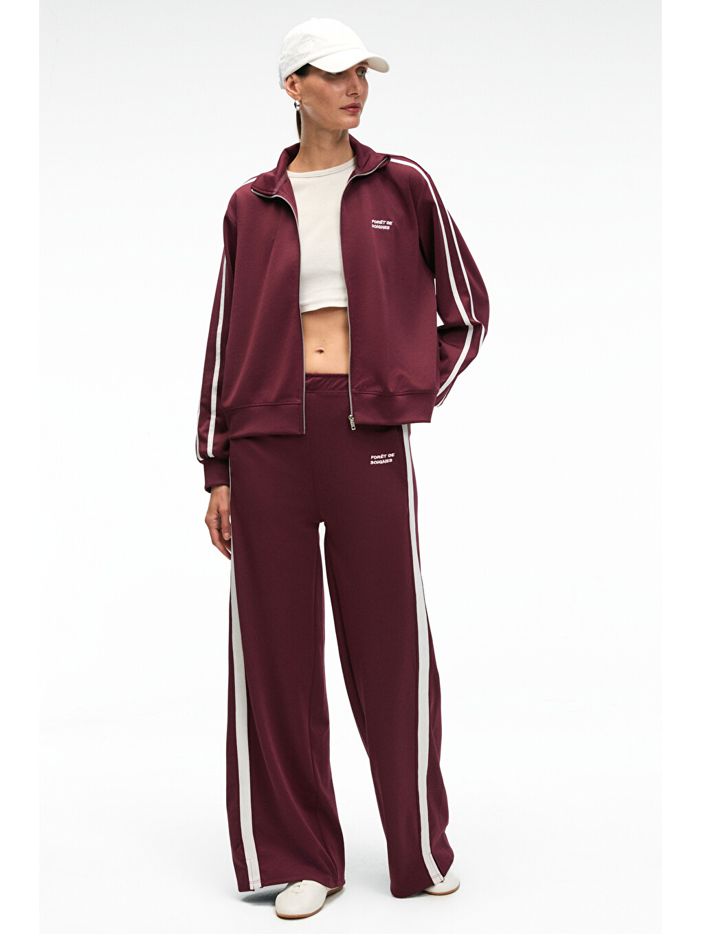 Zınnıe Kadın Regular Nakış Ve Yan Şerit Detaylı Metal Fermuarlı Dik Yaka Bordo Sweatshirt-2