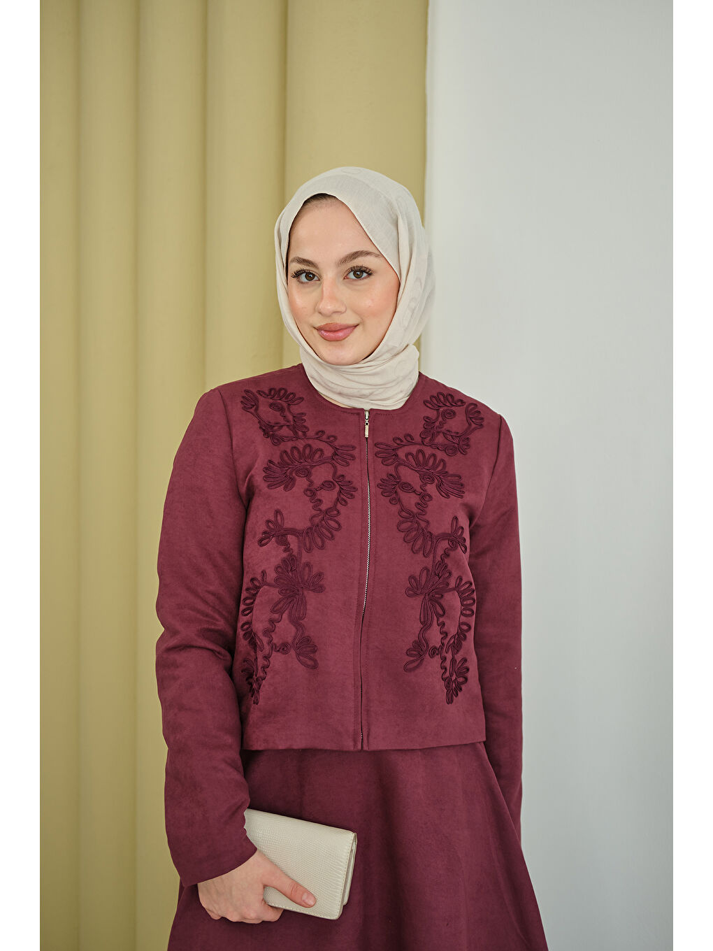 Kadın Nakışlı Nubuk Detay Takım Bordo-1