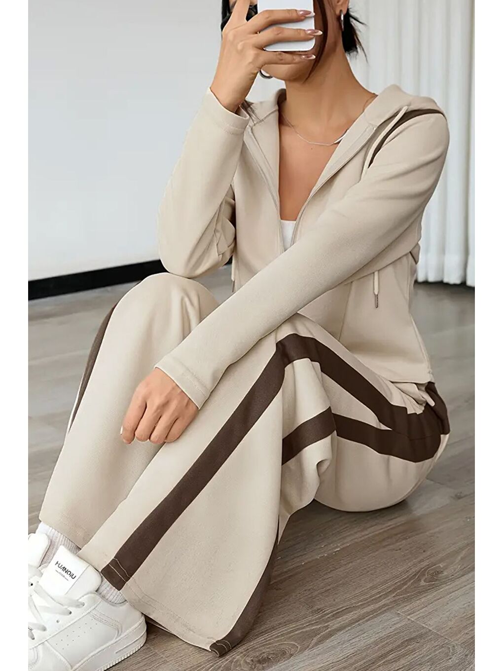 Bej Kadın Şerit Detaylı Kapüşonlu Sweat Bel Lastikli Palazzo Pantolon İkili Takım-2