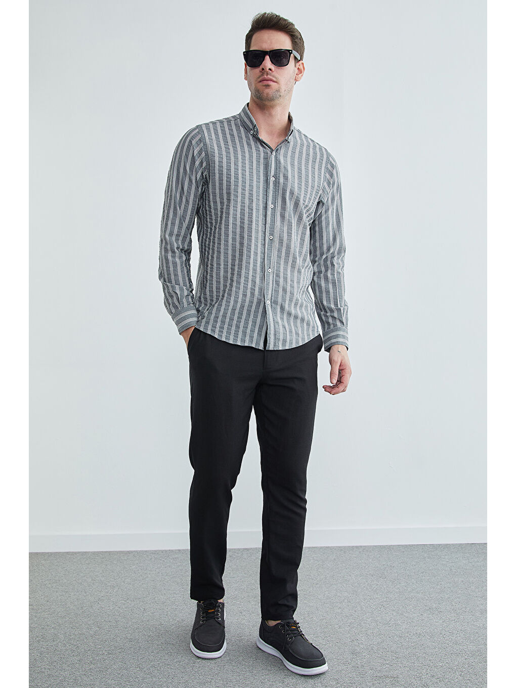 Siyah Beli Lastikli Bağcıklı Jogger Pantolon-3