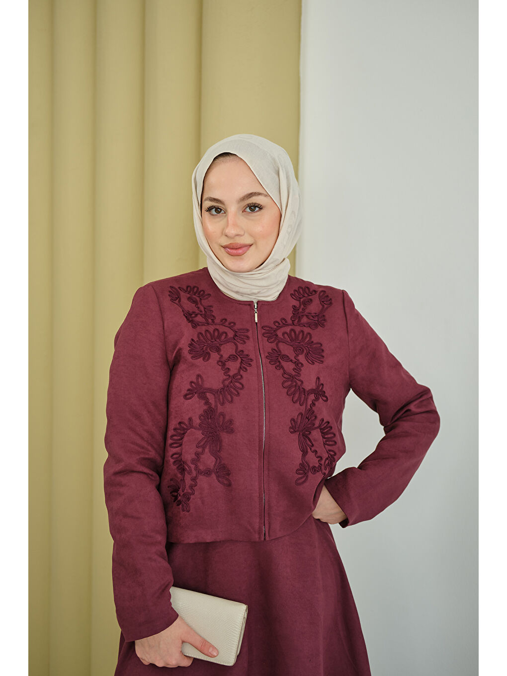 Kadın Nakışlı Nubuk Detay Takım Bordo-3