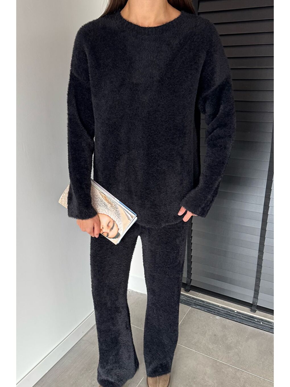 Siyah Kadın Sakallı Yumoş İplik Kazak Pantolon Triko İkili Takım-2