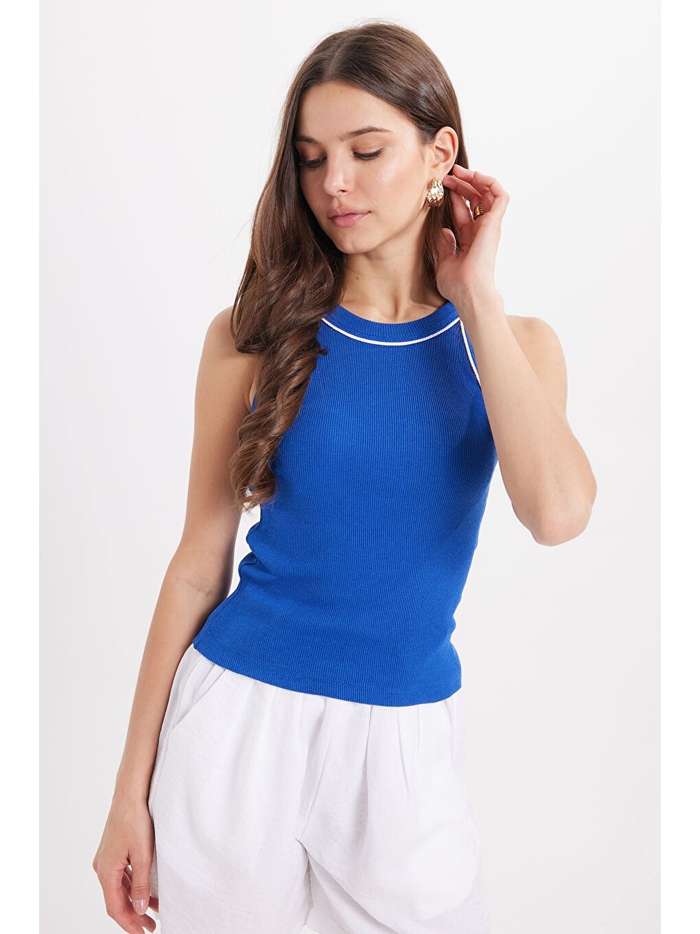 Kadın Slim Fit Dar Kesim Pamuklu Askılı Bisiklet Yaka Biyeli Saks Mavi Crop Atlet-3