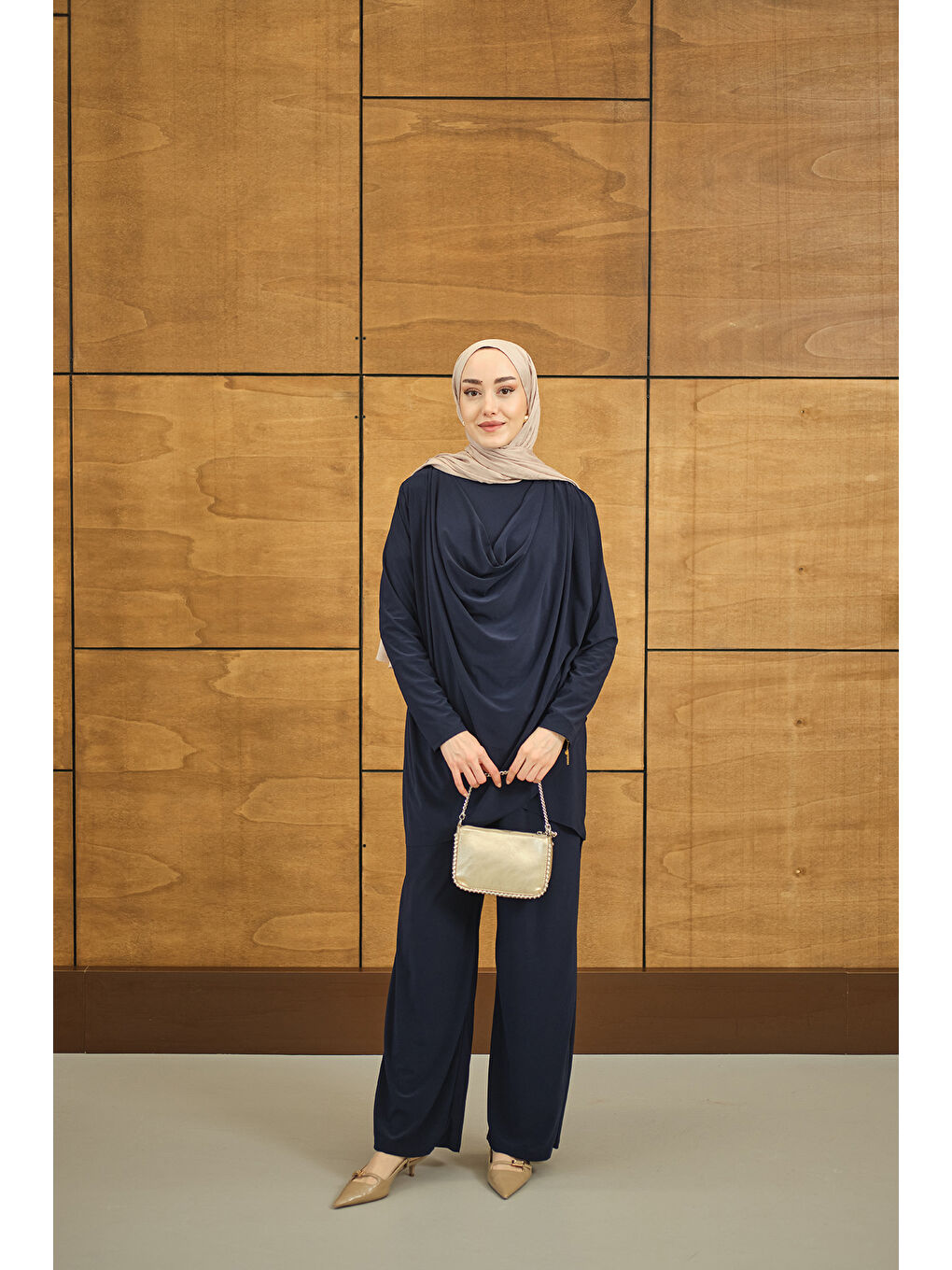 Kadın Regular Sıfır Yaka Arka Kesik Detay Takım Lacivert-2