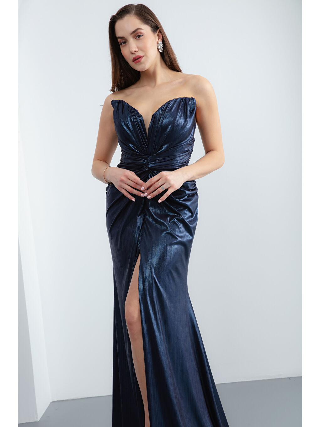 Kadın Lacivert Kedi Kulağı Parlak Kumaş Uzun Abiye Elbise-2