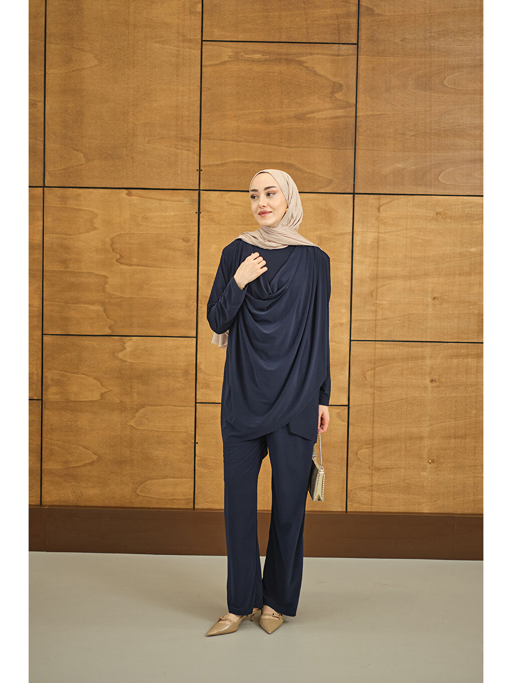Kadın Regular Sıfır Yaka Arka Kesik Detay Takım Lacivert-3