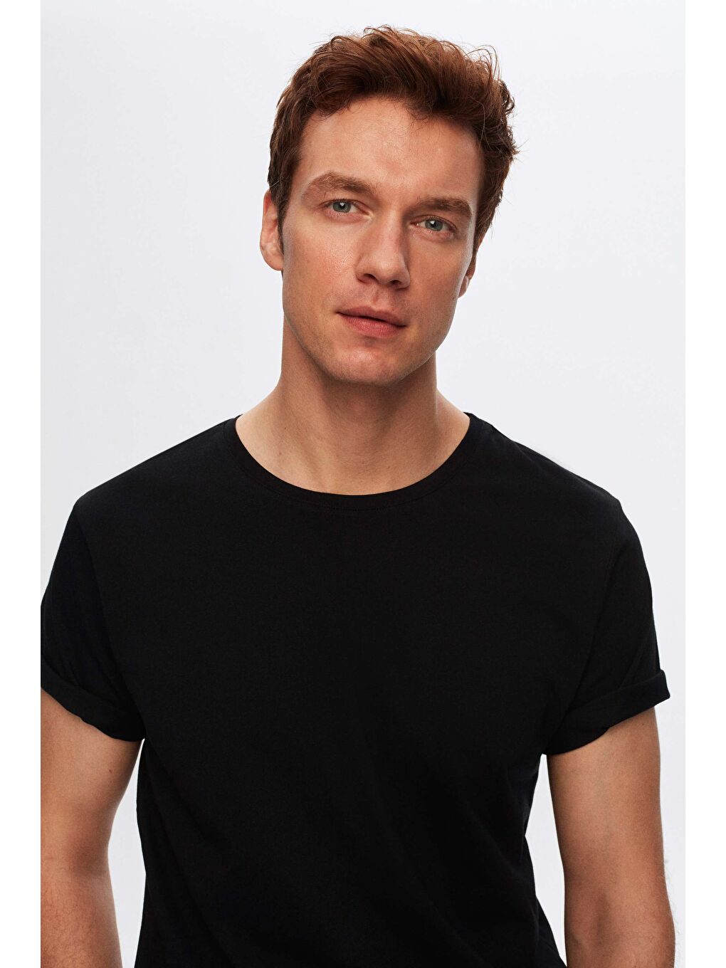 Slim Fit Siyah V Yaka %100 Pamuk Tişört-3