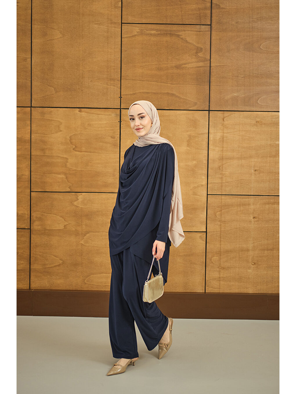 Kadın Regular Sıfır Yaka Arka Kesik Detay Takım Lacivert-4