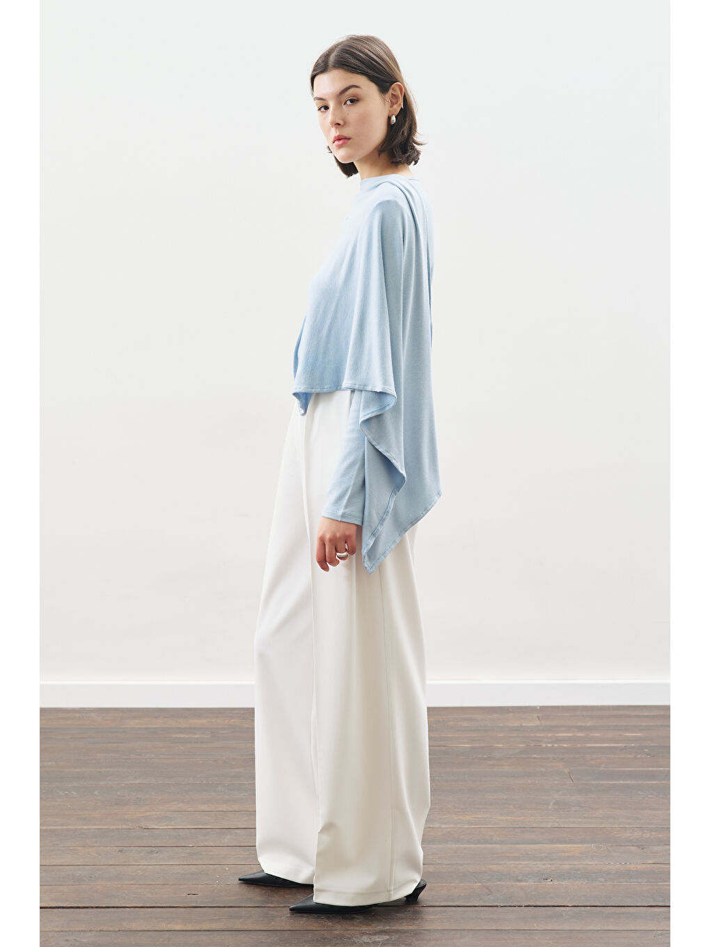 Şal Detaylı Dökümlü Bluz Mavi-3