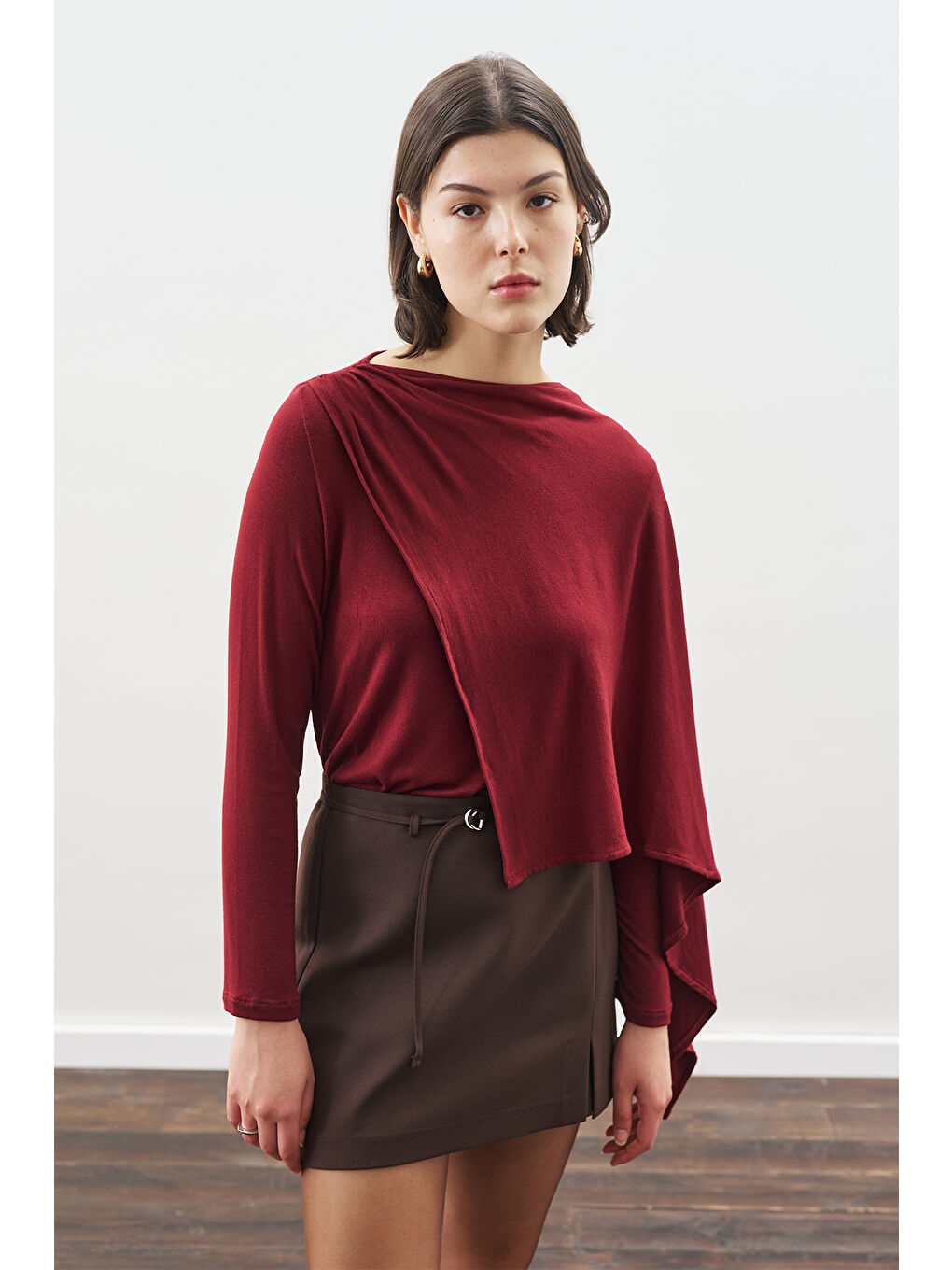 Şal Detaylı Dökümlü Bluz Bordo-3