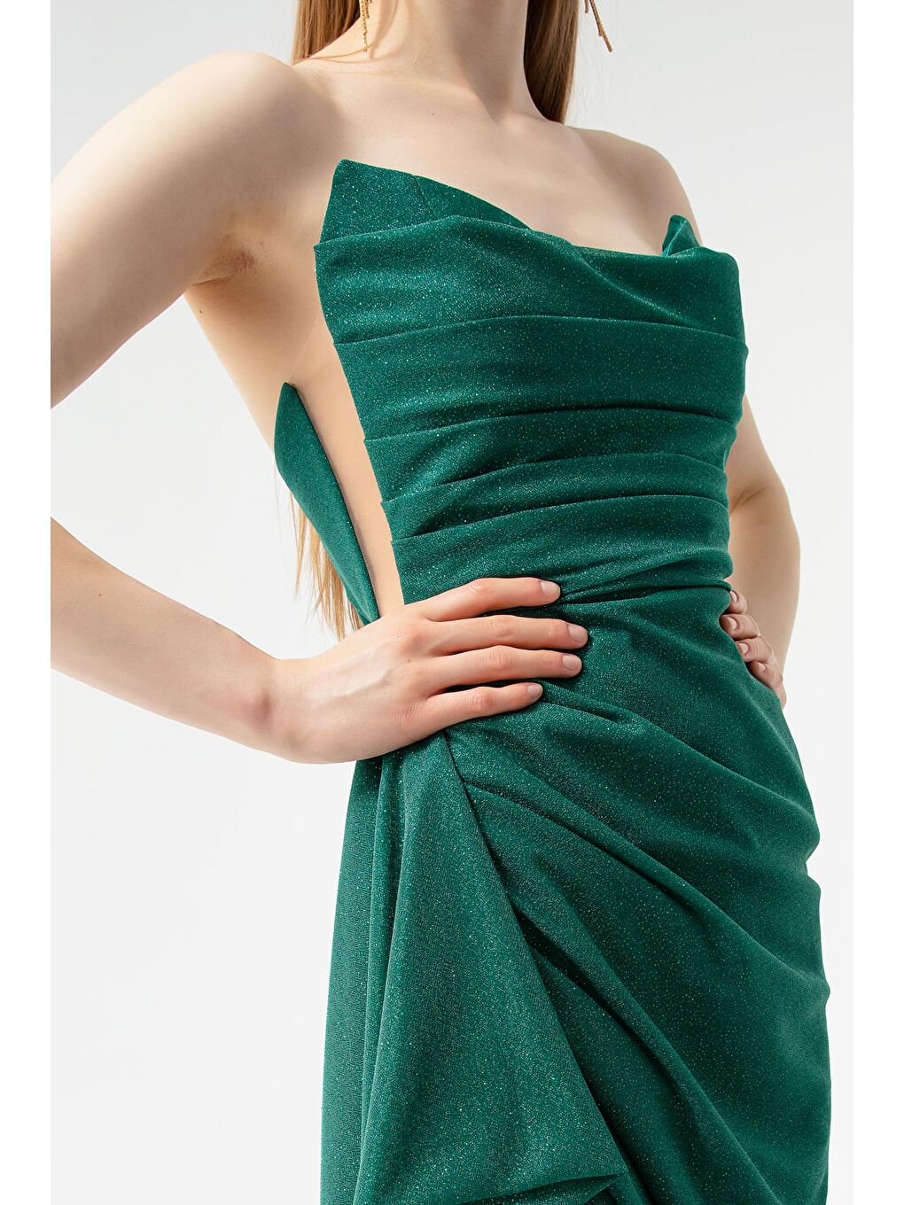 Kadın Zümrüt Yeşili Göğüs Drapeli Yırtmaçlı Simli Abiye-2