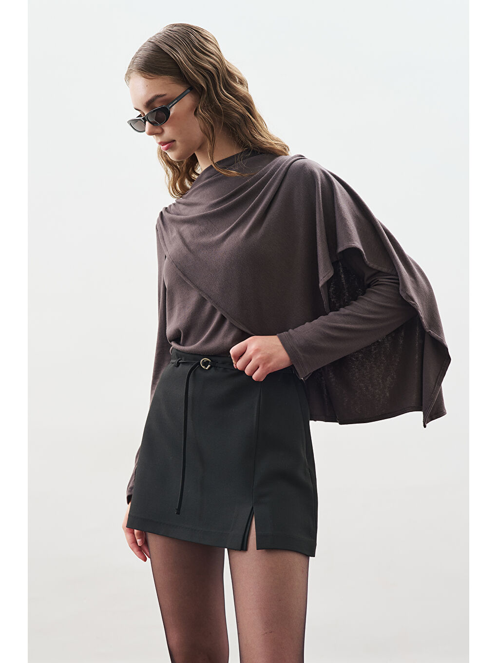 Şal Detaylı Dökümlü Bluz Antrasit-1