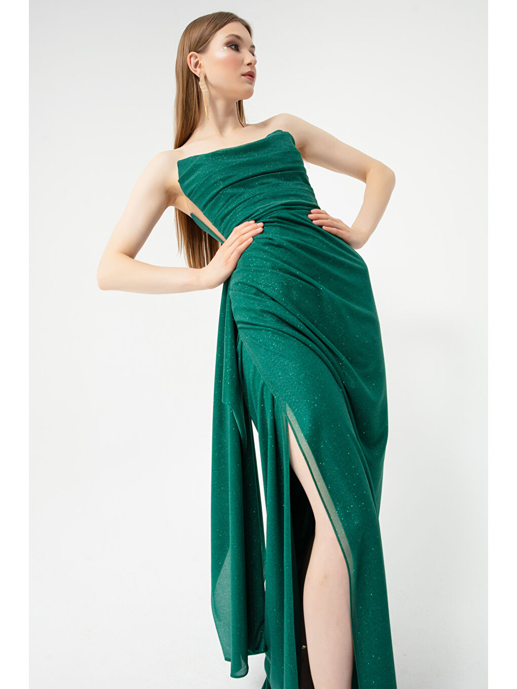 Kadın Zümrüt Yeşili Göğüs Drapeli Yırtmaçlı Simli Abiye-3