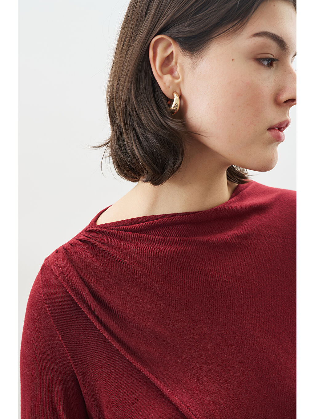 Şal Detaylı Dökümlü Bluz Bordo-4