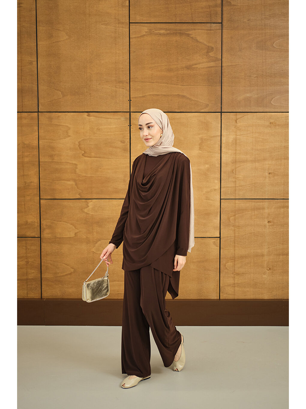 Kahverengi Kadın Regular Sıfır Yaka Arka Kesik Detay Takım Acı Kahve-4