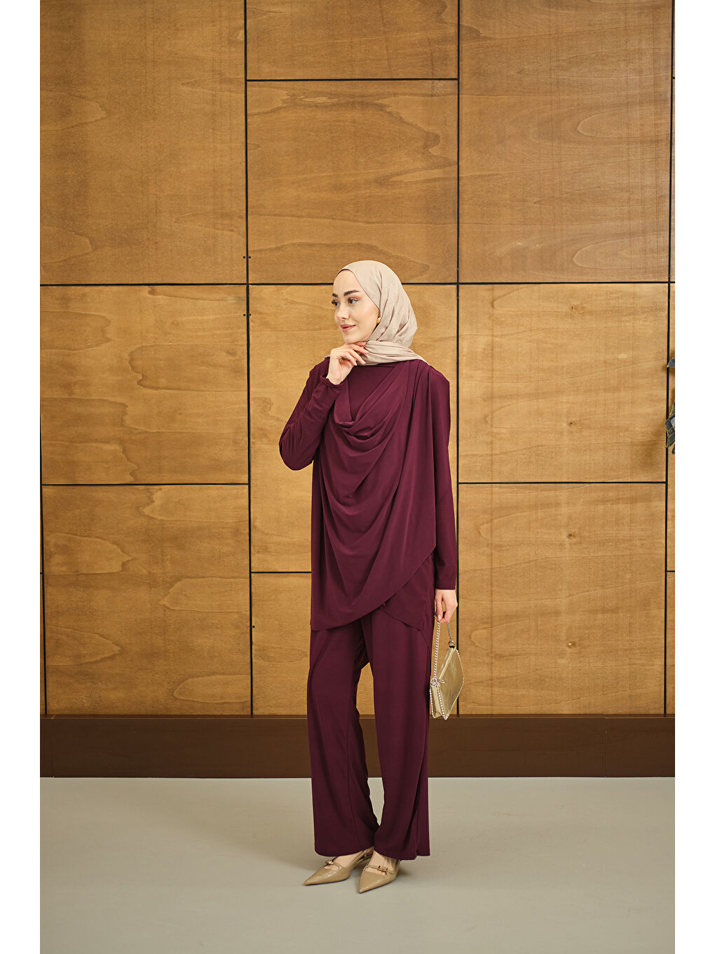 Kadın Regular Sıfır Yaka Arka Kesik Detay Takım Mürdüm-3