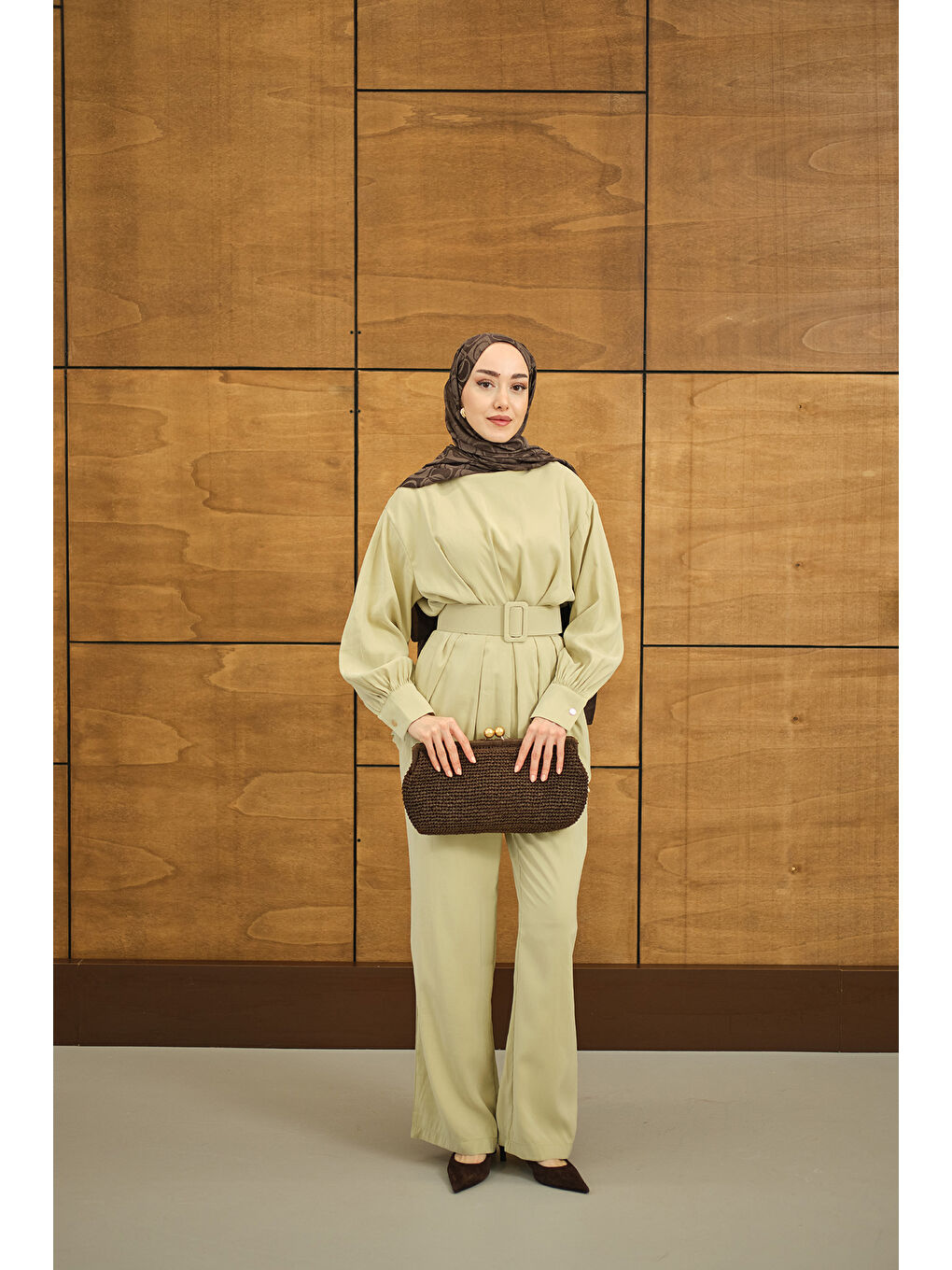 Kadın Kemer Detaylı Bisiklet Yaka Takım Açık Yeşil-2