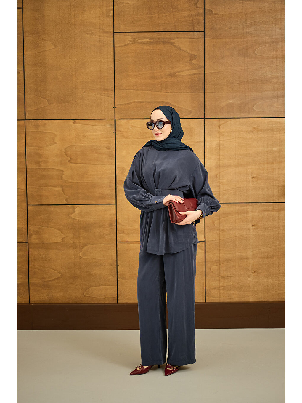 Kadın Kemer Detaylı Bisiklet Yaka Takım İndigo Mavi-2