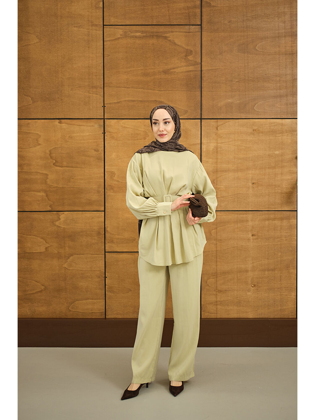 Kadın Kemer Detaylı Bisiklet Yaka Takım Açık Yeşil-4