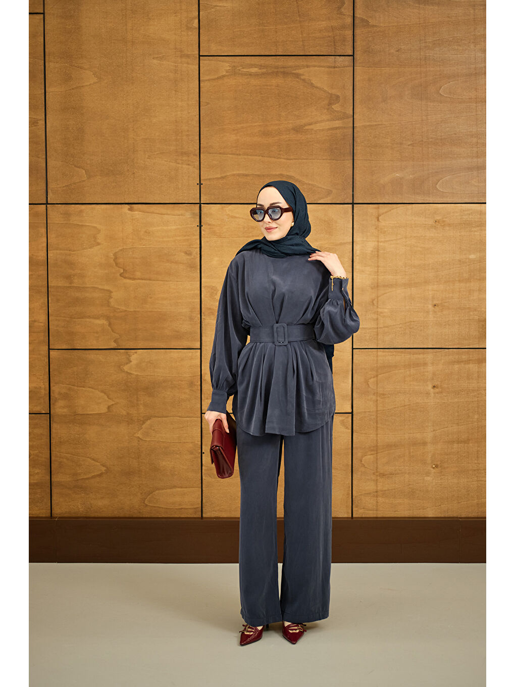 Kadın Kemer Detaylı Bisiklet Yaka Takım İndigo Mavi-4