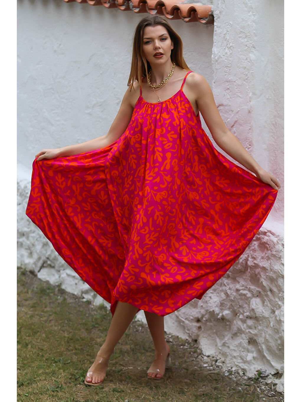 Kırmızı Askılı Büzgülü Allover Baskılı Dokuma Casual Elbise-3
