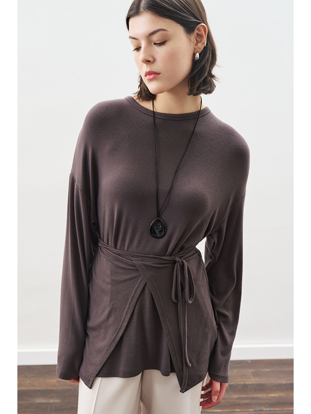 Beli Bağlama Tasarımlı Bluz Antrasit-2