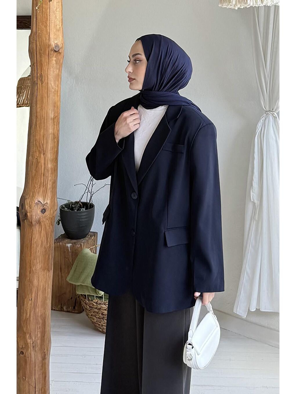 Dekoratif Cep Detaylı Tesettür Ceket Siyah-2