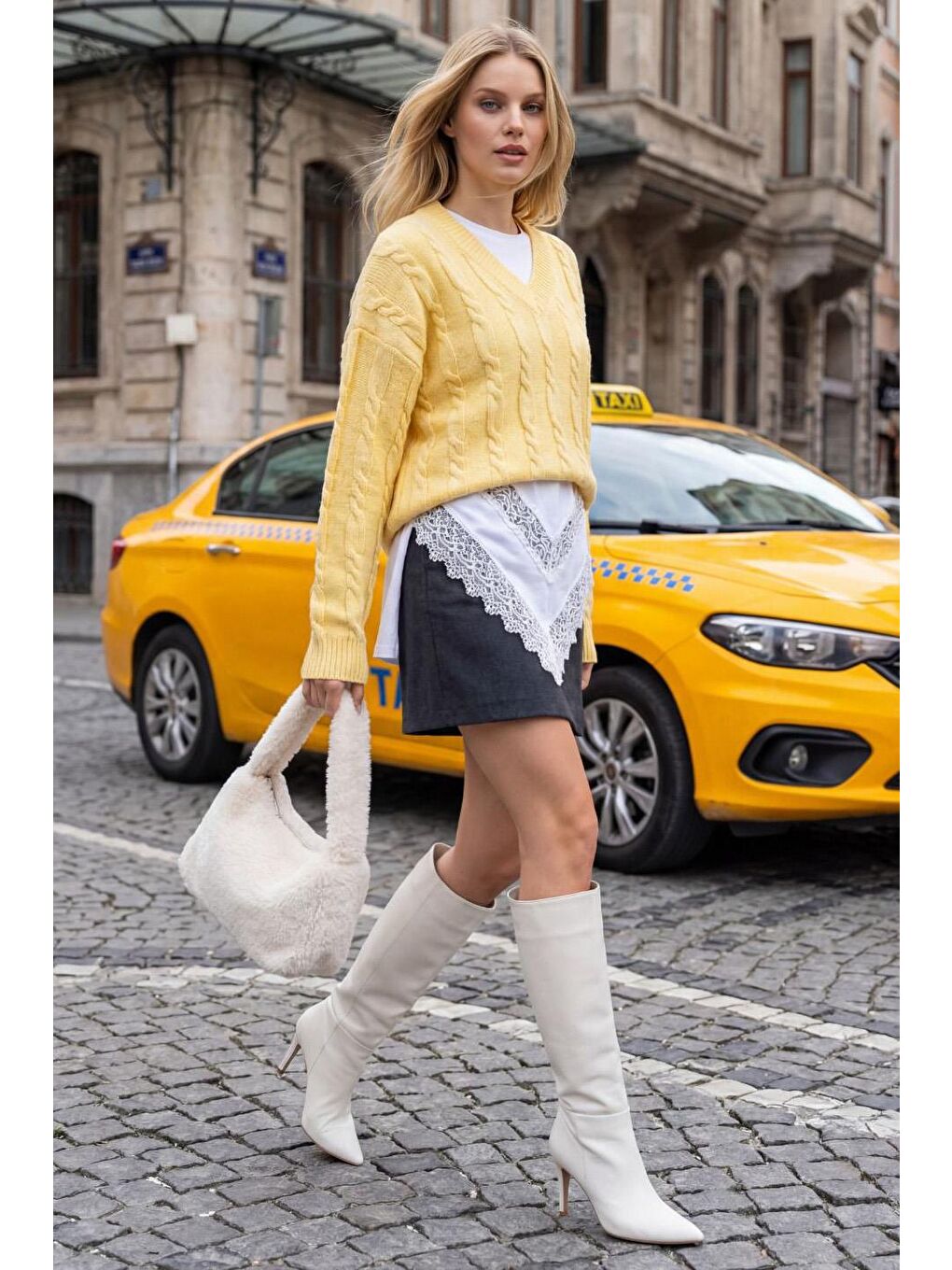 Sarı V Yaka Örgü Desenli Triko Kadın Kazak Mg2684-5