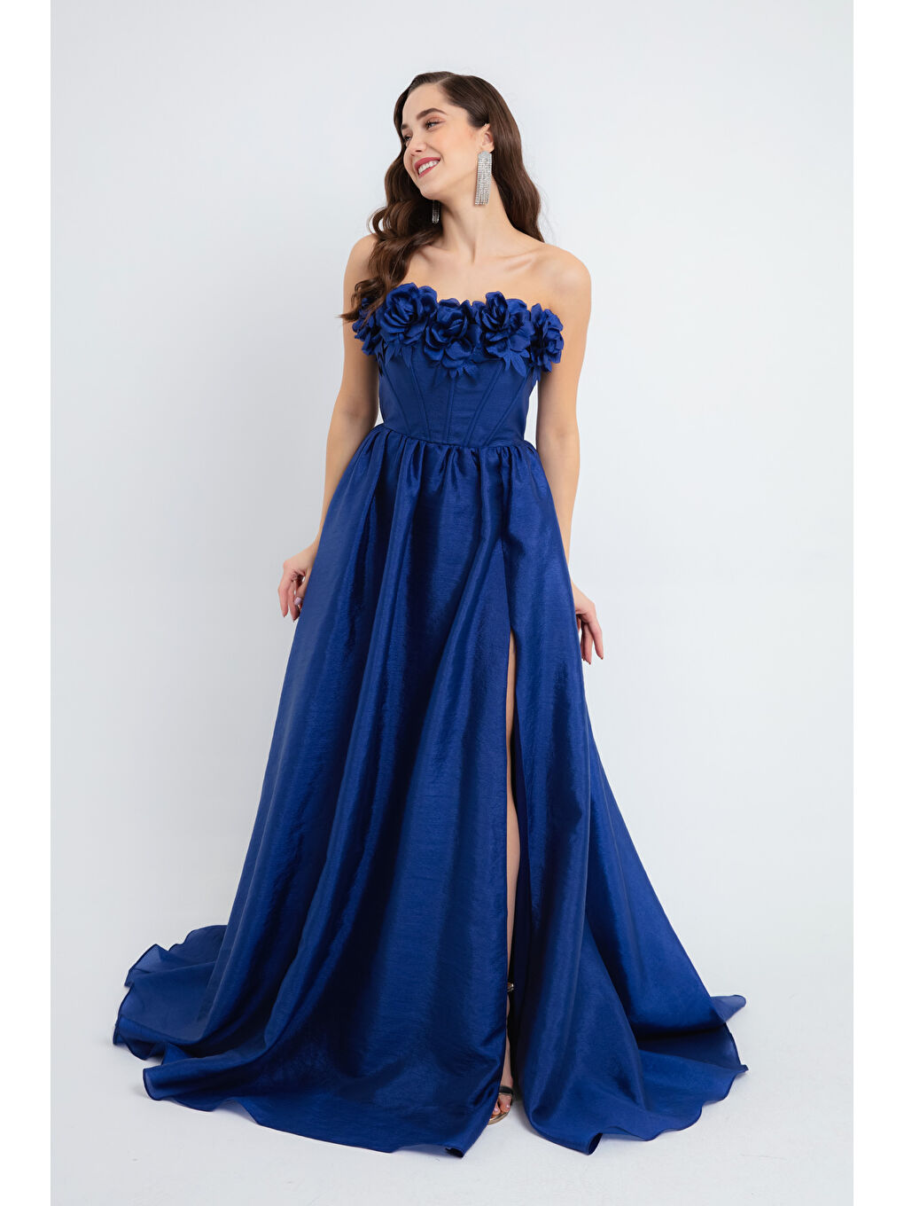 Kadın Lacivert Yakası Gül Detaylı Yırtmaçlı Uzun Abiye Elbise-1