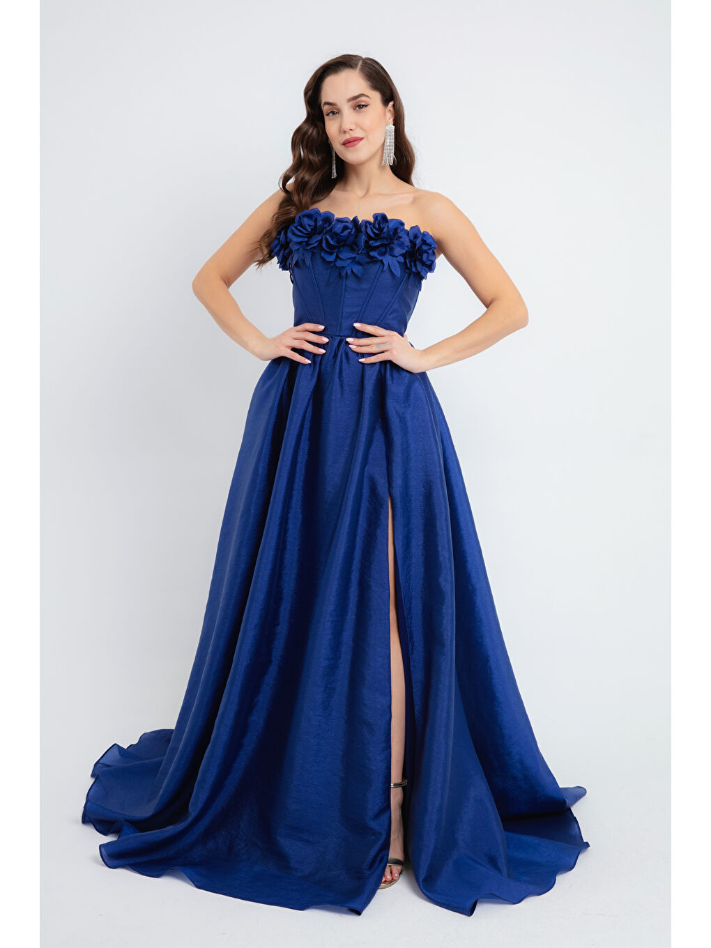 Kadın Lacivert Yakası Gül Detaylı Yırtmaçlı Uzun Abiye Elbise-2