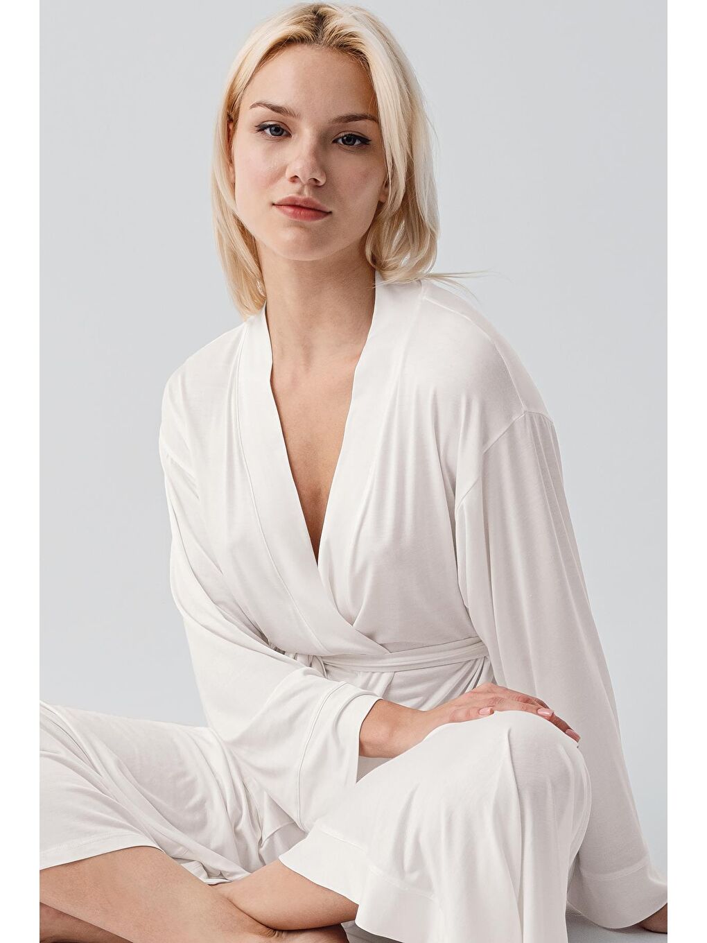 Ekru Uzun Kollu Elastanlı Esnek Viskoz Soft Sabahlık 19500-5
