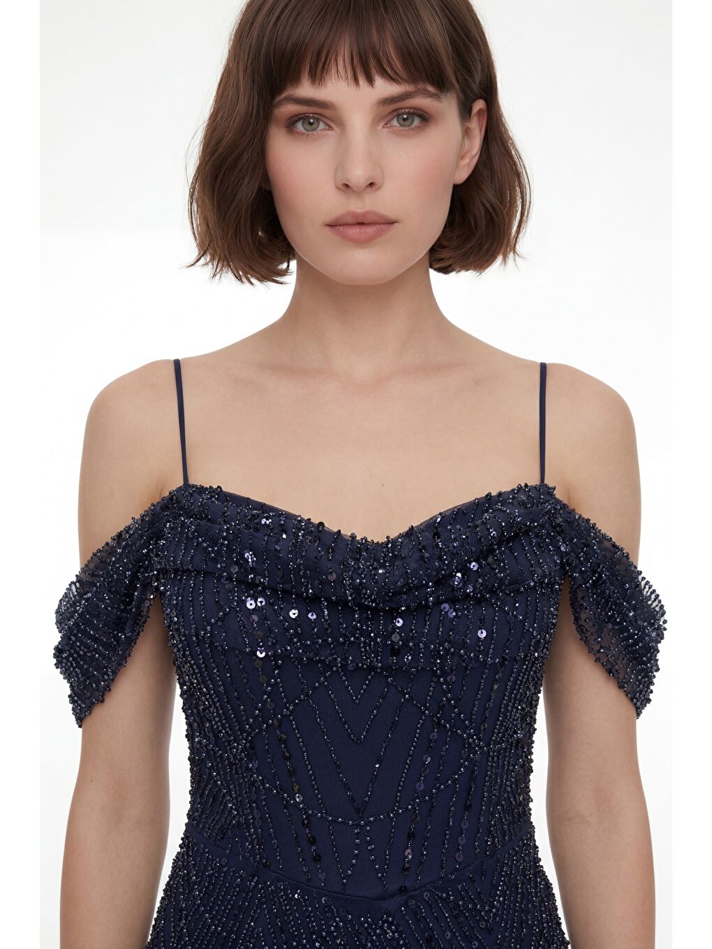 Kadın Lacivert İnce Askılı Boncuklu Uzun Söz Nişan Abiye Elbise-2