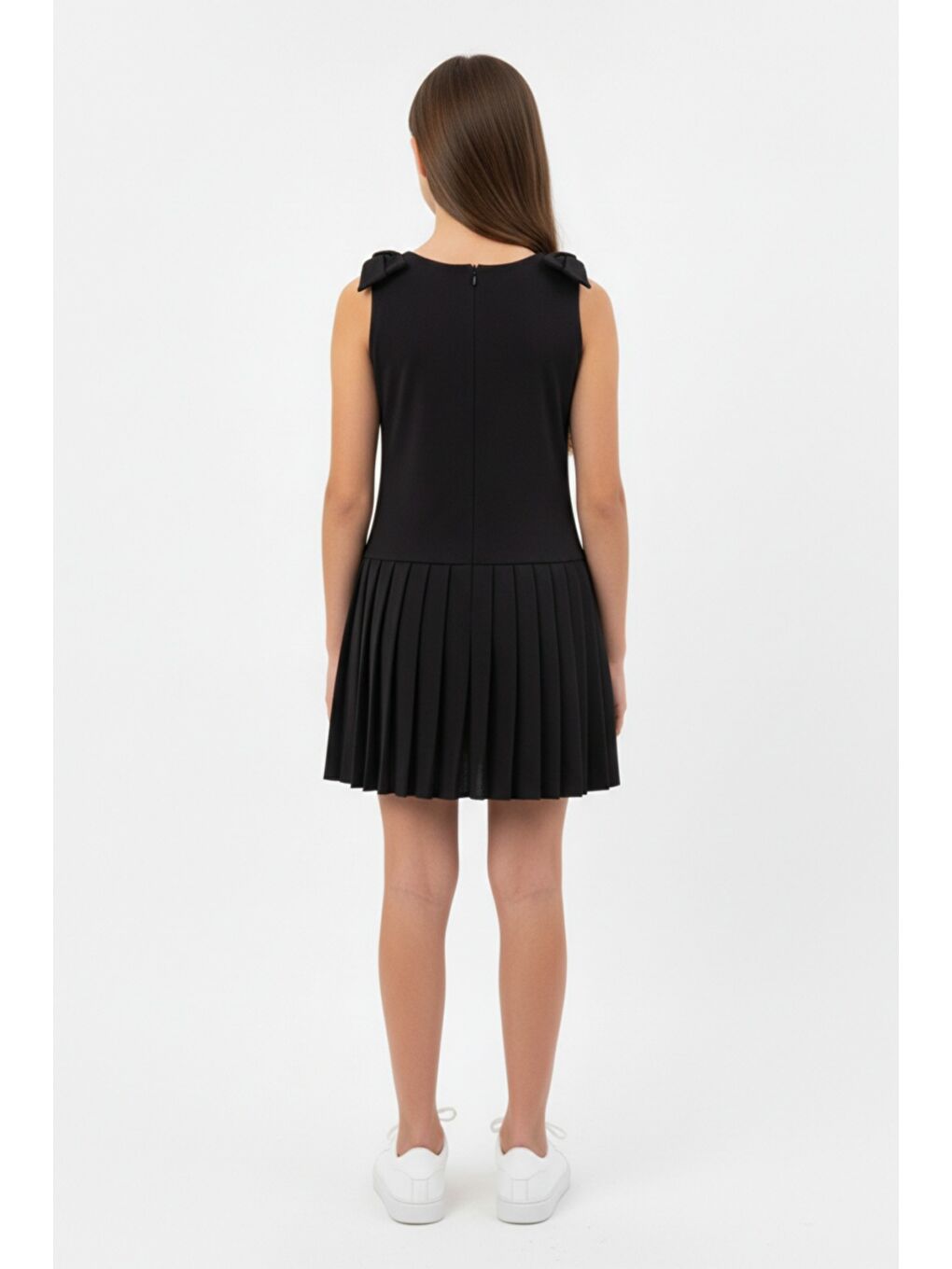 Siyah Kız Çocuk Bisiklet Yaka Sıfır Kol Pile Etekli Fiyonk Detaylı Elbise 25004-4
