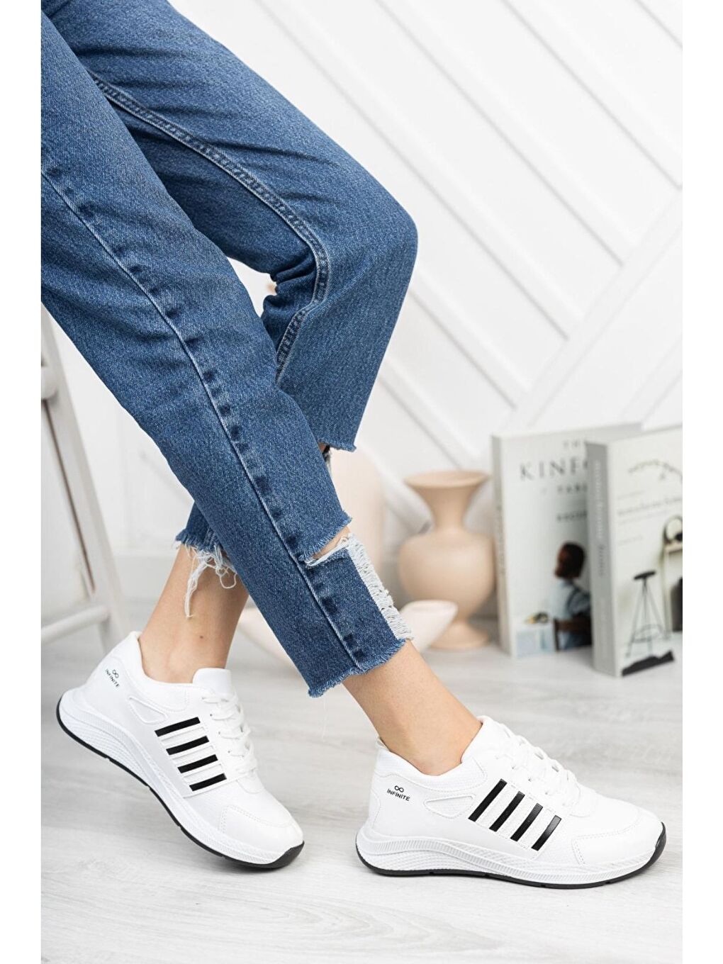 Beyaz Kadın Spor Ayakkabı-1