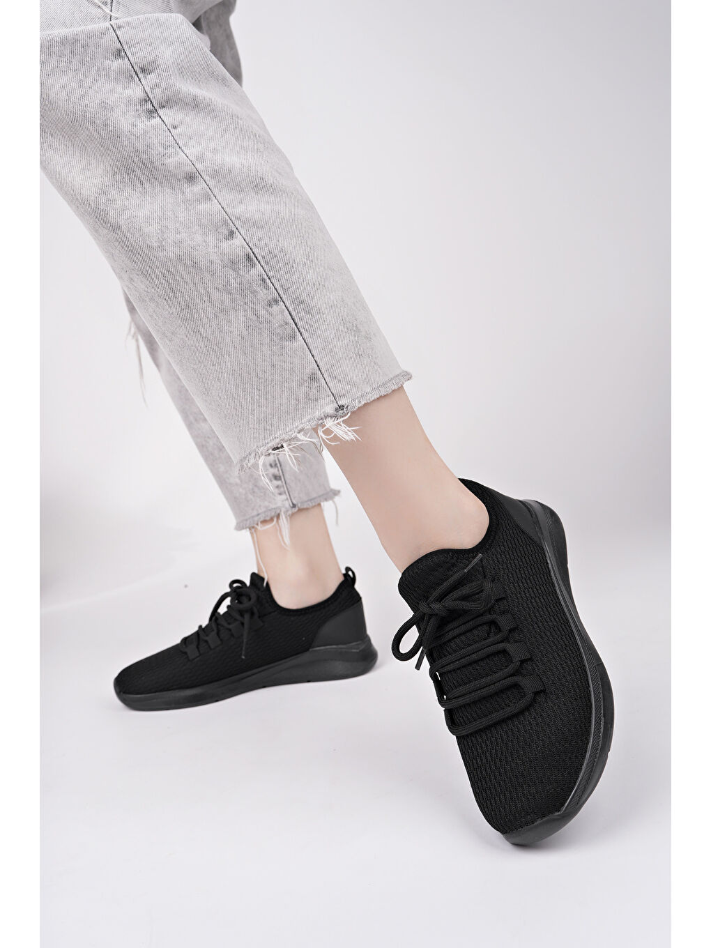 Siyah Kadın Fileli Günlük Ayakkabı-1