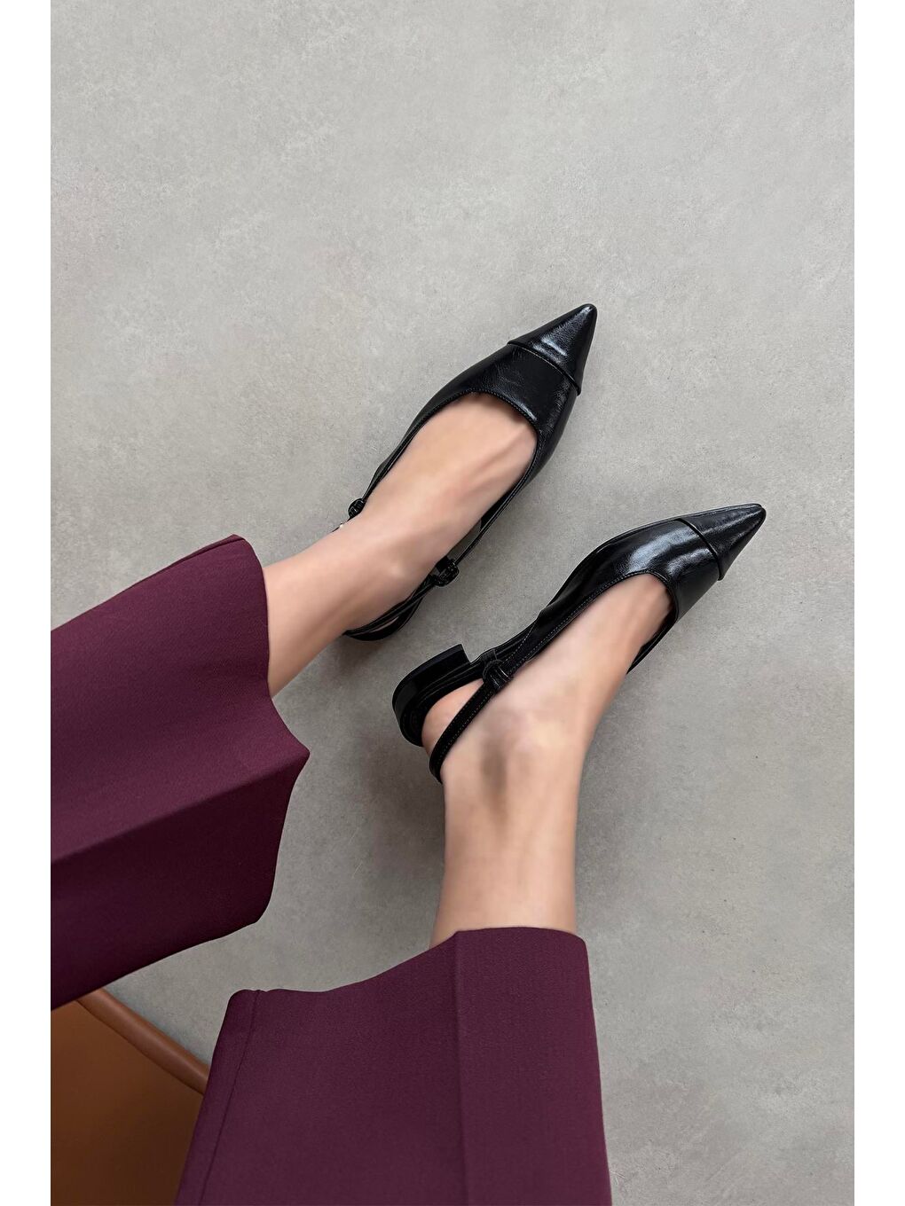 Hubert Kadın Topuklu Kırışık Deri Ayakkabı Siyah-1