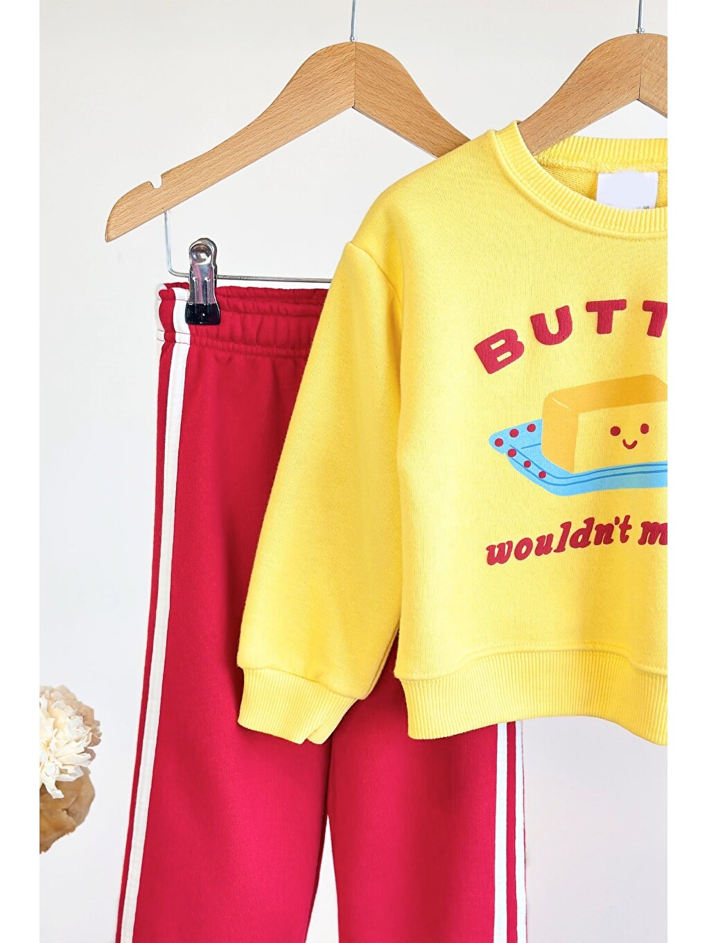 Unisex Çocuk Baskılı Sarı Sweatshirt Ve Kırmızı Eşofman Alt Üst Takım-3