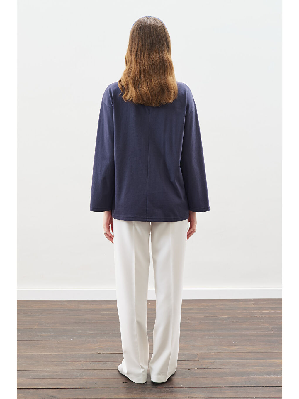 Yüksek Yaka Bağlamalı Bluz Lacivert-5