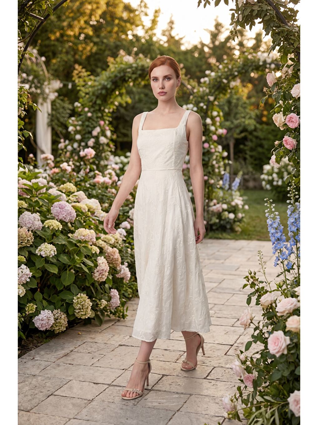 Kadın Bej Askılı Çiçekli Midi Davet Elbisesi-4