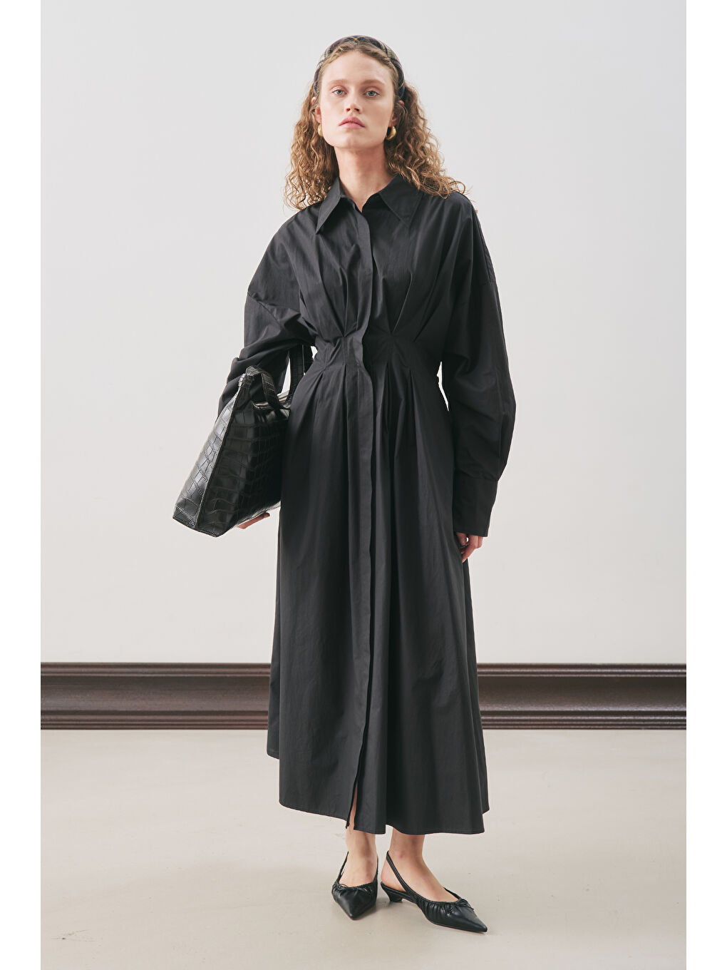 Pile Detaylı Gömlek Elbise Siyah