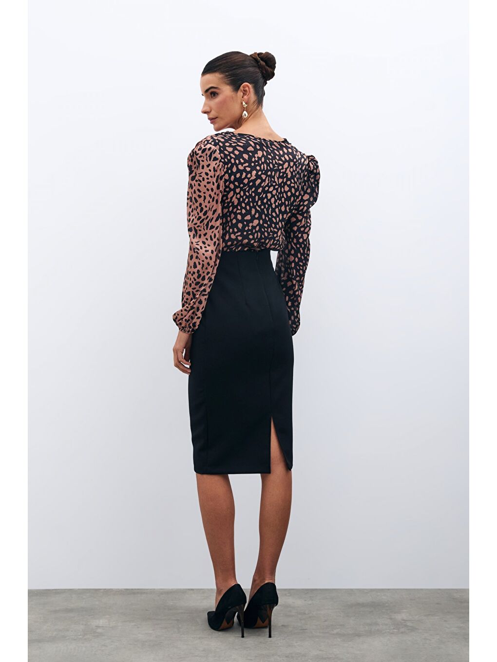 Kruvaze Desenli Bodysuit - Siyah-Camel-7