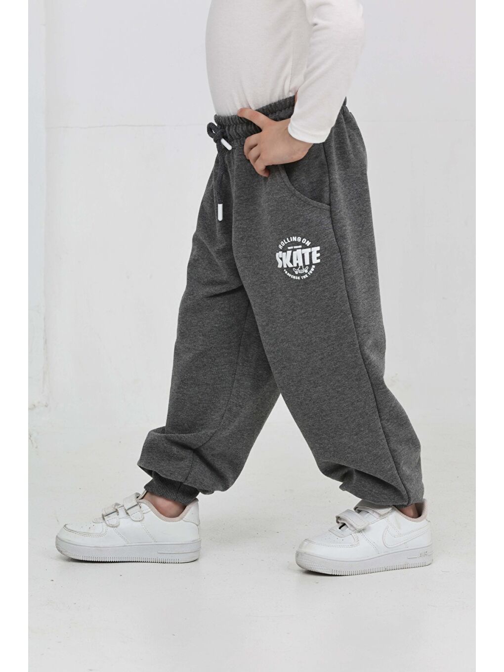 Antrasit Erkek Çocuk Skate Baskılı Eşofman Alt-1