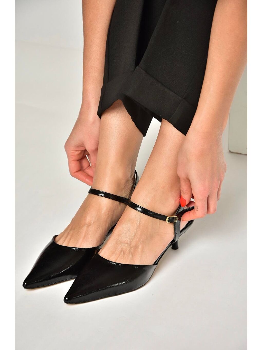 Siyah Kadın Topuklu Ayakkabı Y480259860-1