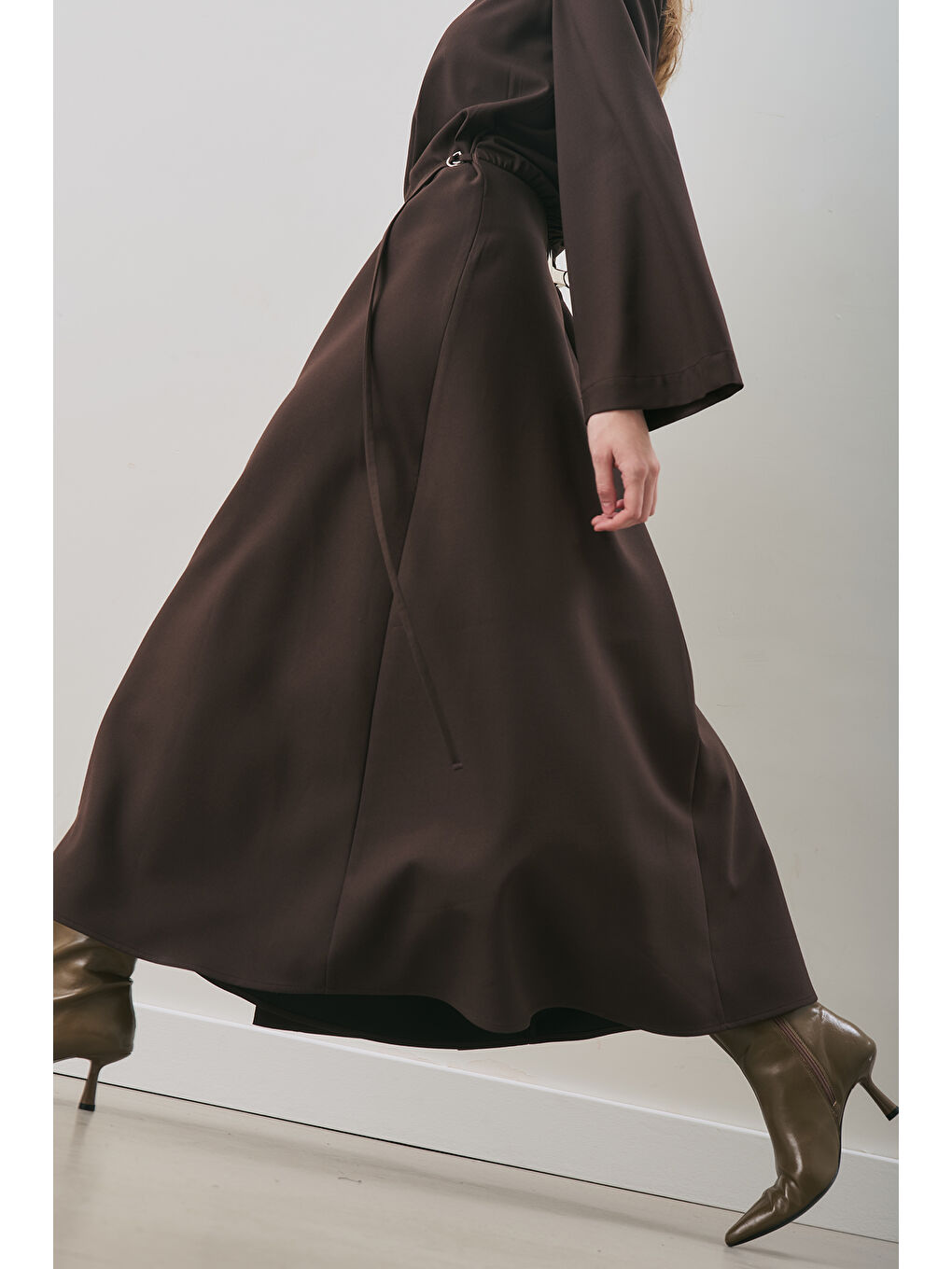 Kahverengi Anvelop Etekli Klasik Elbise Acı Kahve-2