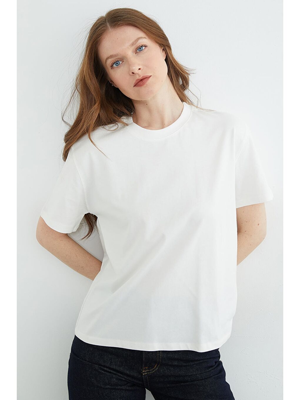 Ekru Basic Bisiklet Yaka Tişört