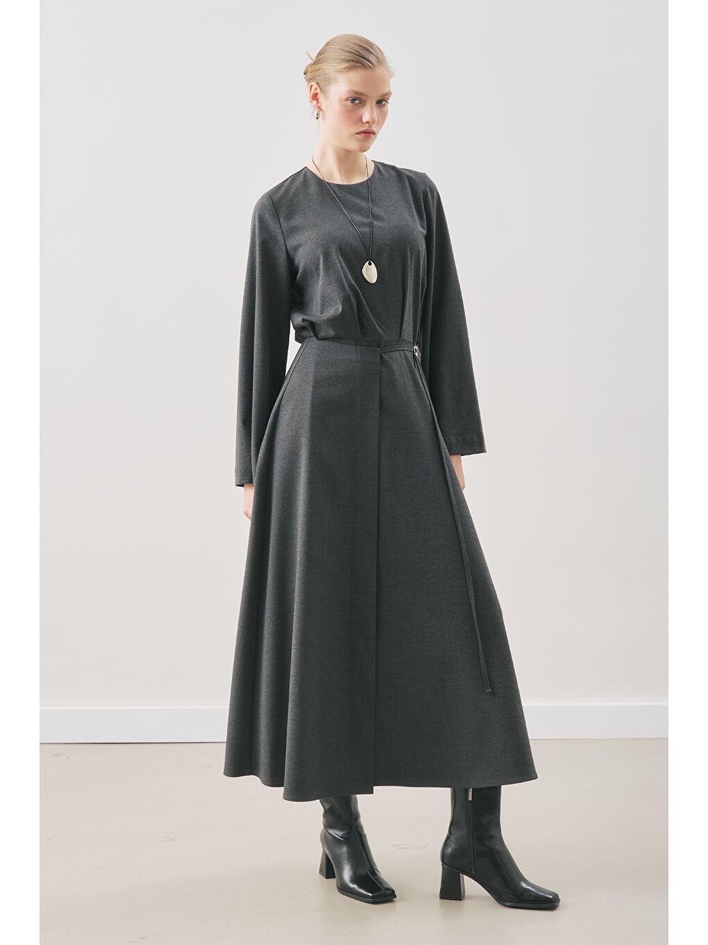 Anvelop Etekli Klasik Elbise Antrasit-3