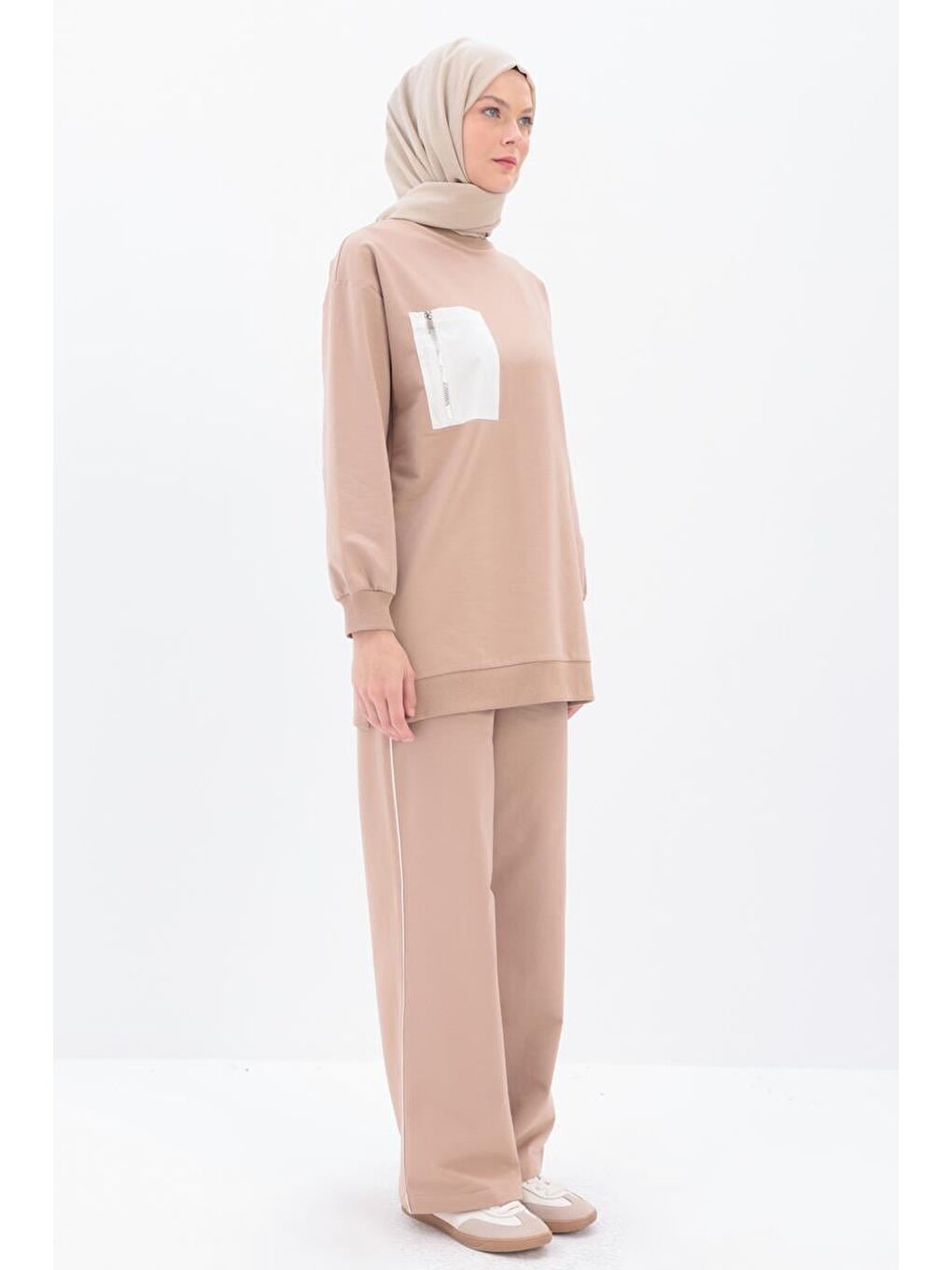 Bej-Yanları Şeritli Eşofman Takımı-1