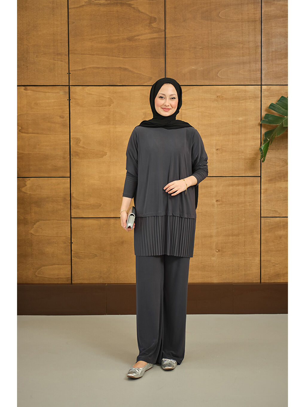 Kadın Alt Piliseli Bisiklet Yaka Takım Gri-4